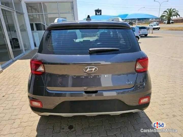 Hyundai 2021 HYUNDAI VENUE 1.0T MANUAL 0698183175 Manual 2021 - image 2