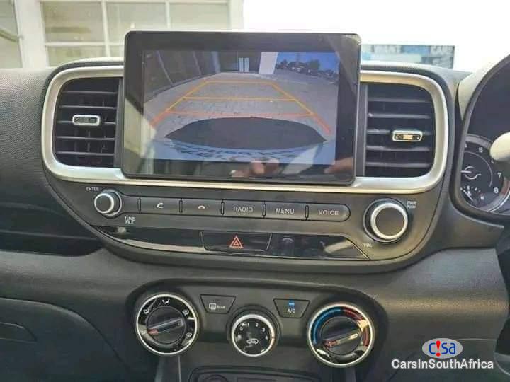 Hyundai 2021 HYUNDAI VENUE 1.0T MANUAL 0698183175 Manual 2021 - image 5