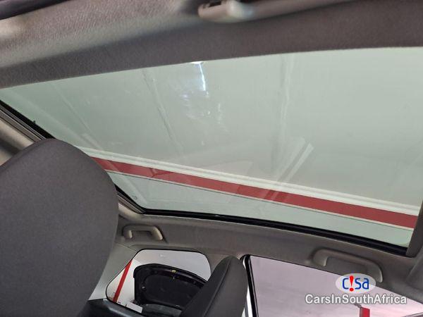 Toyota Yaris 1.3 SX 3-dr Manual 2013 - image 3