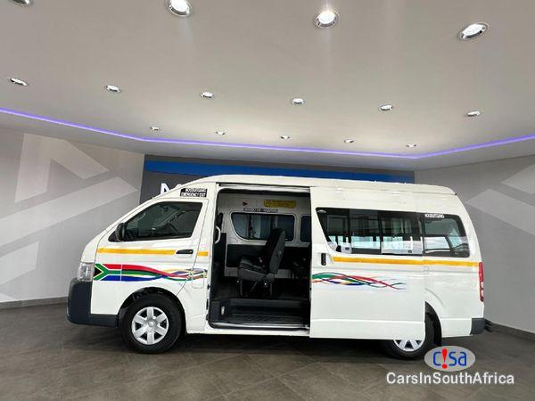 Toyota Quantum 2.5 D-4D Sesfikile 16-seat Manual 2022