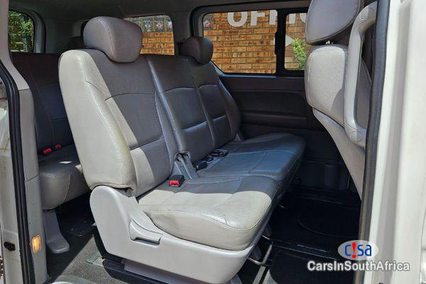 Hyundai H-1 2.5 CRDi VGT Wagon Automatic 2015 in South Africa
