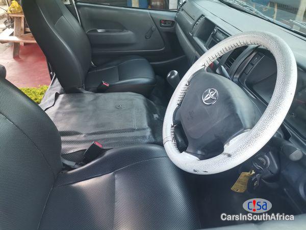 Toyota Quantum 2.5 D-4D Sesfikile 16-Seat Manual 2020 - image 3