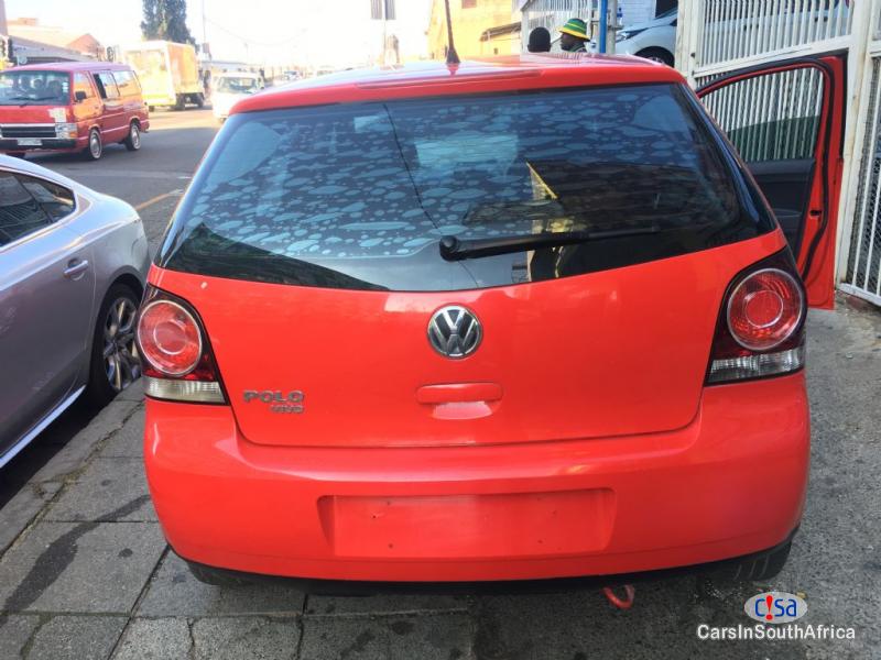 Volkswagen Polo Manual 2016 - image 2