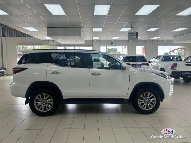 Toyota Fortuner 2.8 GD-6 4x4 0684957752 Automatic 2021 - image 2