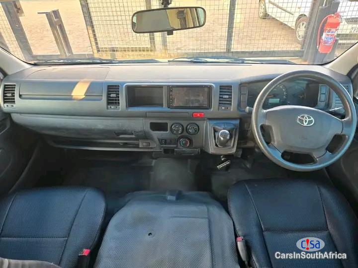 Toyota Quantum 2.5 D-4D Sesfikile 16-Seat Manual 2022 in Northern Cape