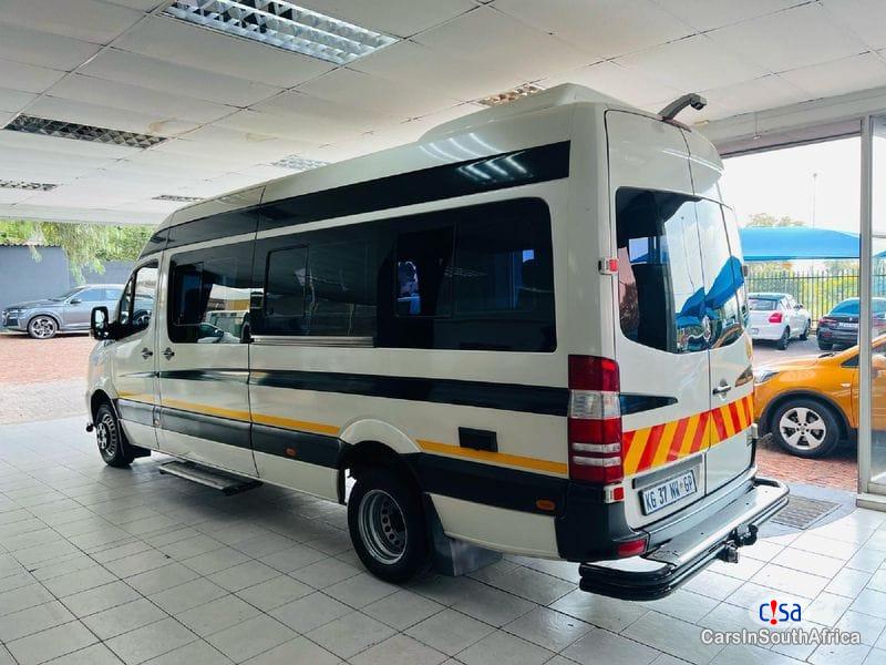 Pictures of Mercedes Benz 500-Series 4.0 Manual 2019