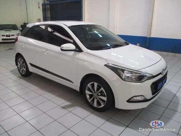Pictures of Hyundai i20 1.2 Motion Manual 2017