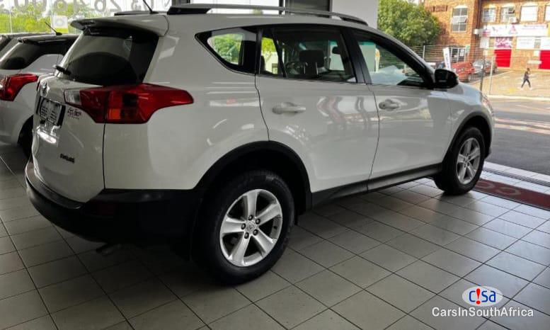 Toyota RAV-4 2.0 GX Automatic 2013 - image 2