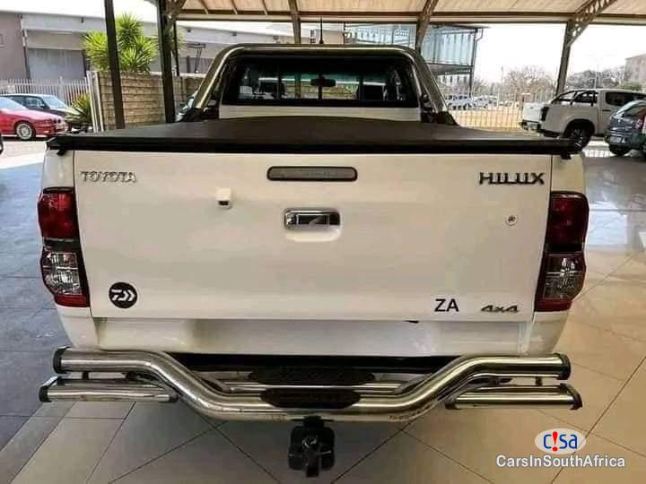 Toyota Hilux 3.0D4D Legend 45 Extra Cab Manual 2016