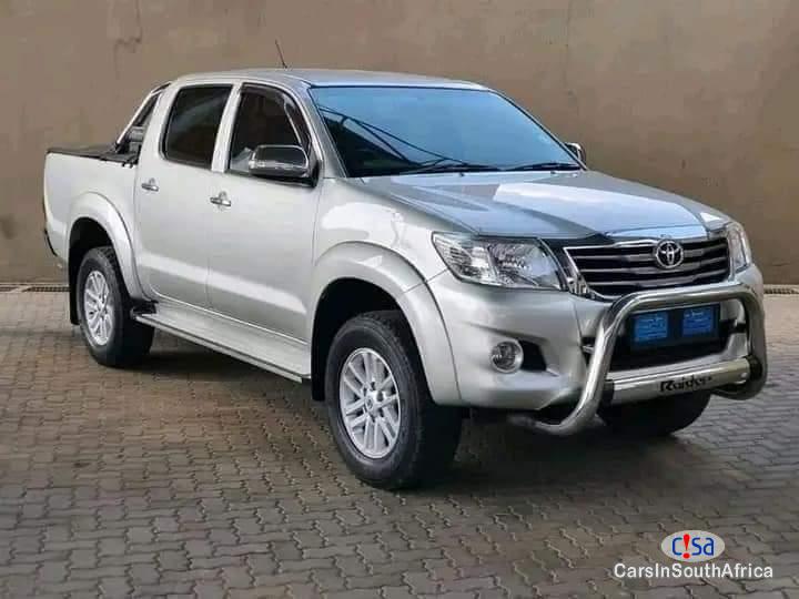 Toyota Hilux 3.0D4D Manual 2014 in South Africa