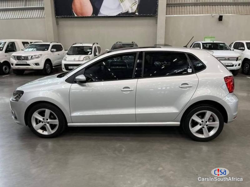 Volkswagen Polo 1.2 Tsi Manual 2017 - image 3