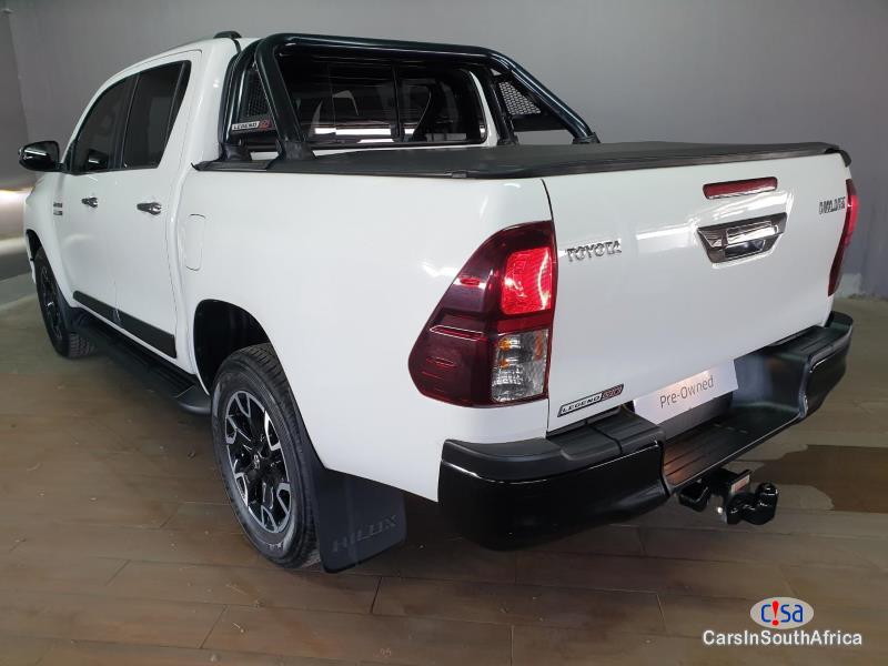 Toyota Hilux 2.8GD6 Lenend 50 Automatic 2019 - image 2