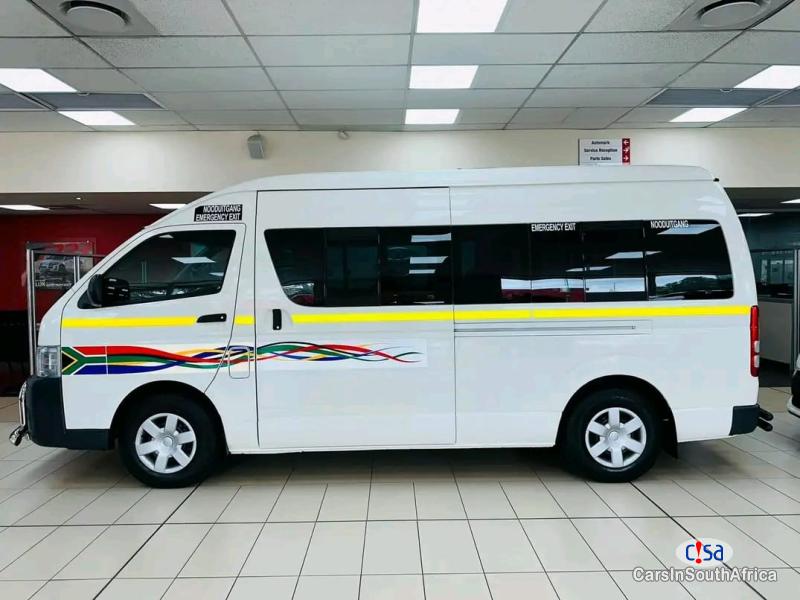 Toyota Quantum 2.5 D.4D Sesfikile Manual 2021 in South Africa