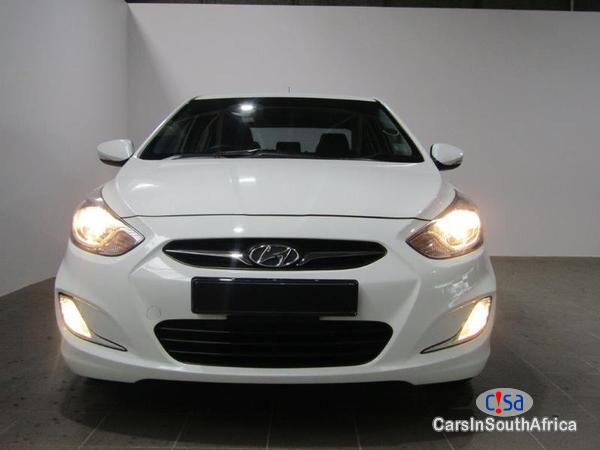 Hyundai Accent Manual 2015 - image 2