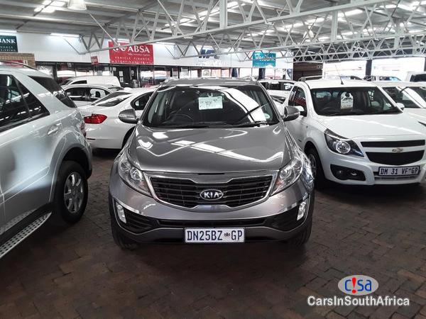 Kia Sportage Automatic 2010 - image 2
