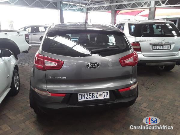 Kia Sportage Automatic 2010 - image 4