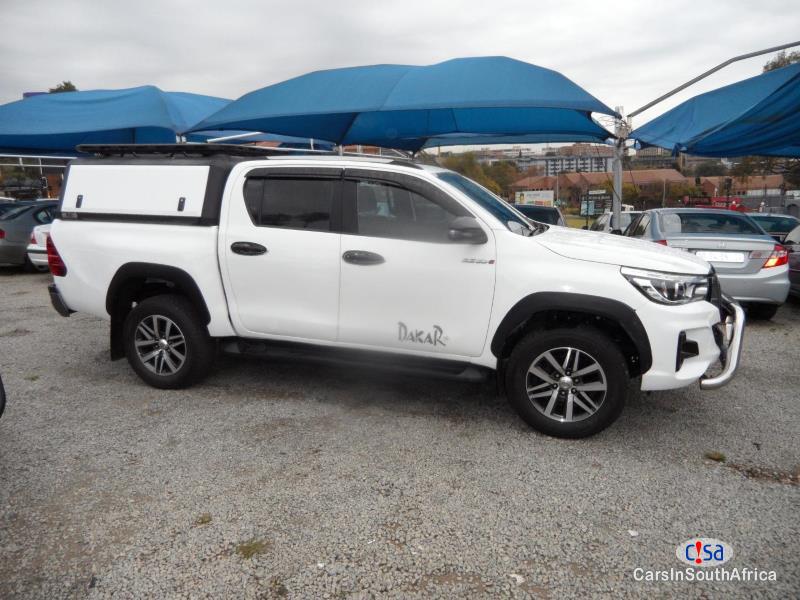Toyota Hilux 2.8 Automatic 2020 - image 3