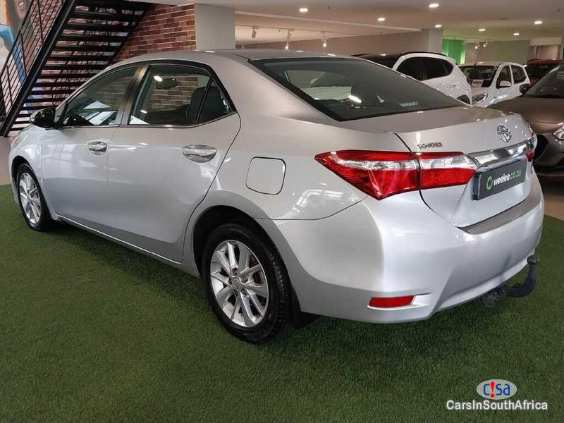Toyota Corolla 1.8 High Auto Automatic 2016 - image 3