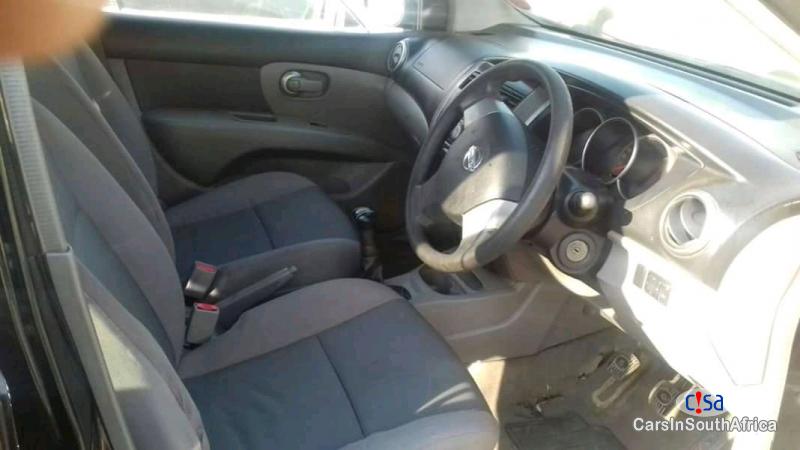 Nissan Livina 1.6 Manual 2010 - image 4