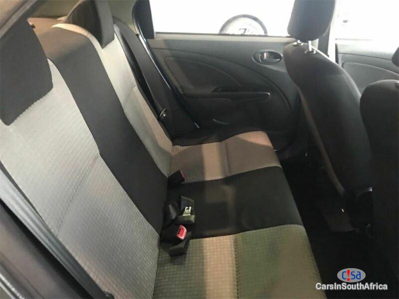 Toyota Etios Manual 2013 - image 9