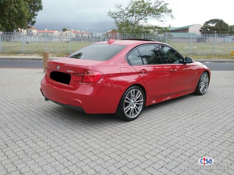 BMW 3-Series Sport Automatic 2015 - image 3