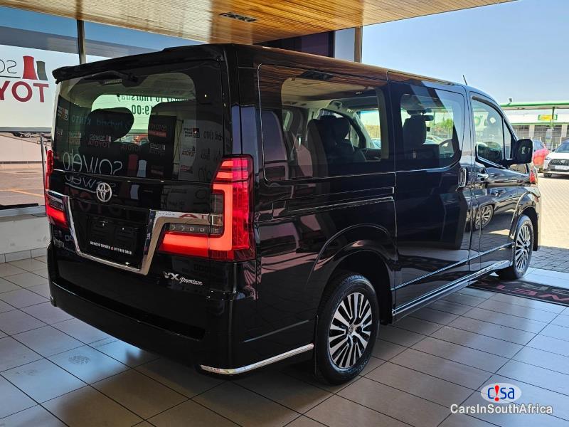 Toyota Quantum Automatic 2024