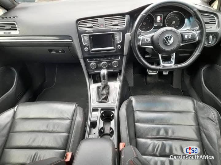 Volkswagen Polo Automatic 2015 - image 6