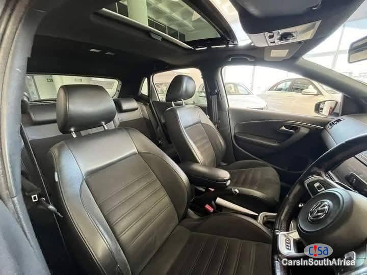 Volkswagen Polo Automatic 2015 - image 10
