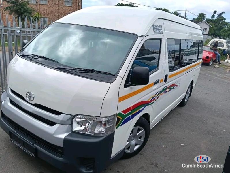 Toyota Quantum 2.5D-4D Sesifikile Manual 2023