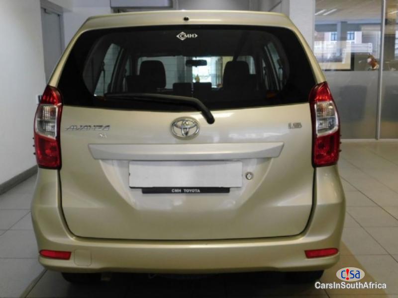 Picture of Toyota Avanza 1.5 SX 7 SEATER Manual 2016 in Eastern Cape