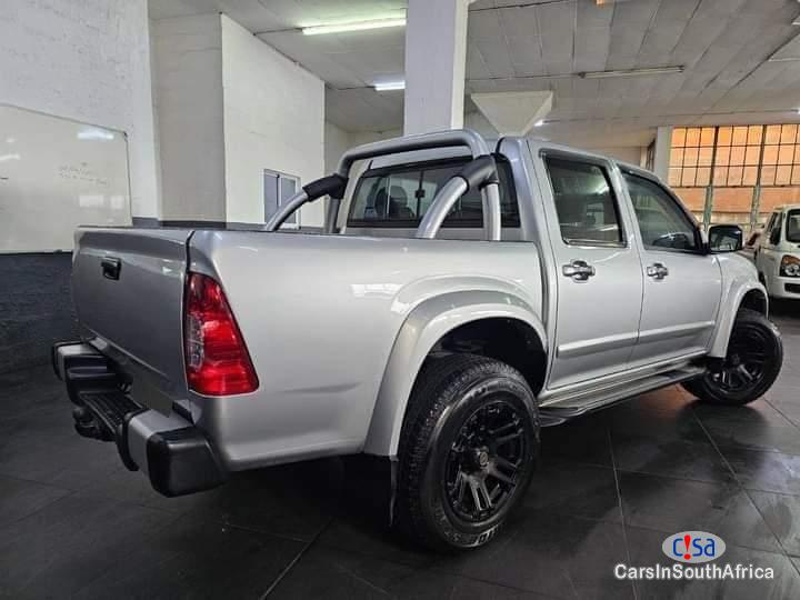 Isuzu KB300 300 Manual 2015