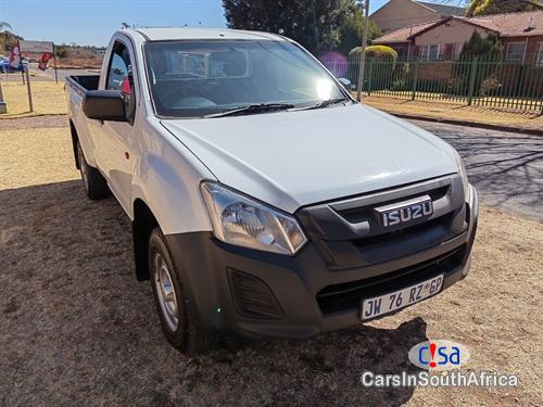 Pictures of Isuzu 250 Manual 2020