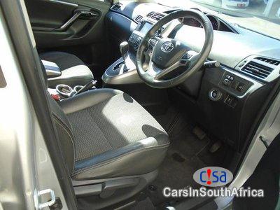 Toyota Verso 1.8 Automatic 2013 - image 5