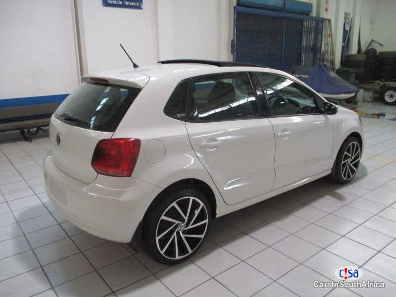 Volkswagen Polo 1.4 Manual 2017 - image 2