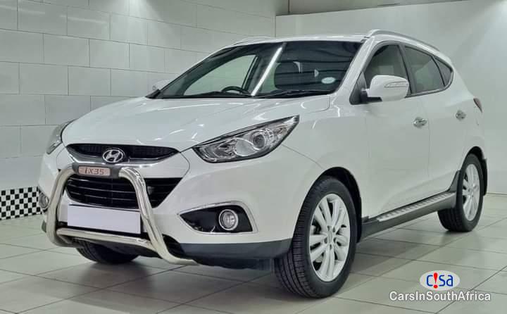 Pictures of Hyundai ix35 2.0 Automatic 2015