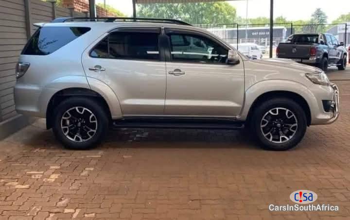 Pictures of Toyota Fortuner 3.0 Automatic 2015