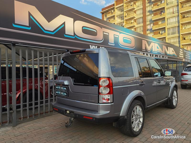 Land Rover Discovery 3.0 Td V6HSE Automatic 2013 - image 4