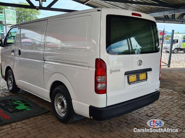 Toyota Quantum 2.7 Manual 2017 - image 3