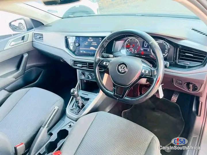 Volkswagen Polo Volkswagen Polo 1.0 Tsi Comfortline Manual 2020