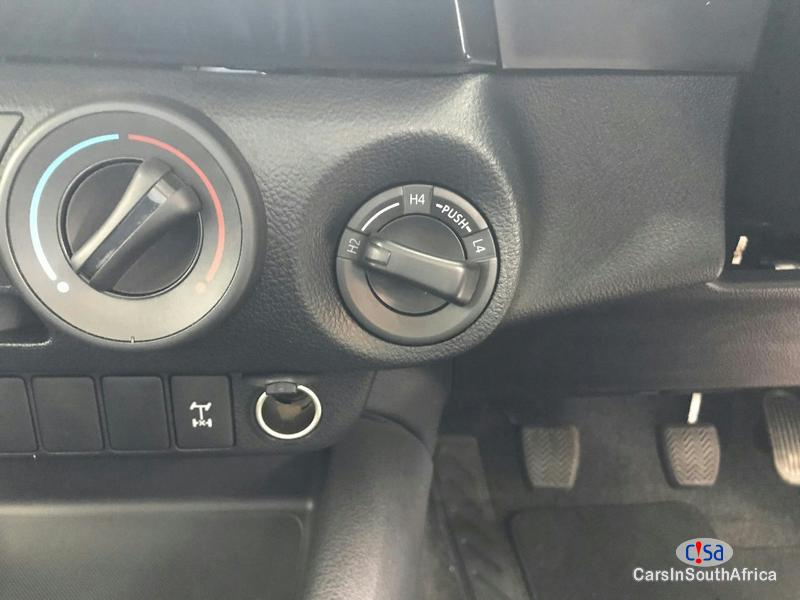 Toyota Hilux 2.4GD-6 4X4 SRX Automatic 2016 in Western Cape - image