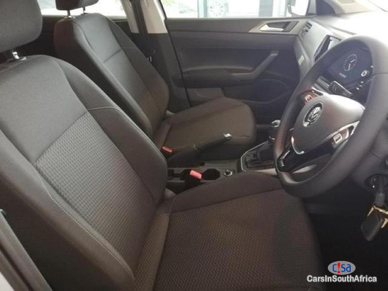 Volkswagen Polo 1.6 GLS Automatic 2018 - image 3