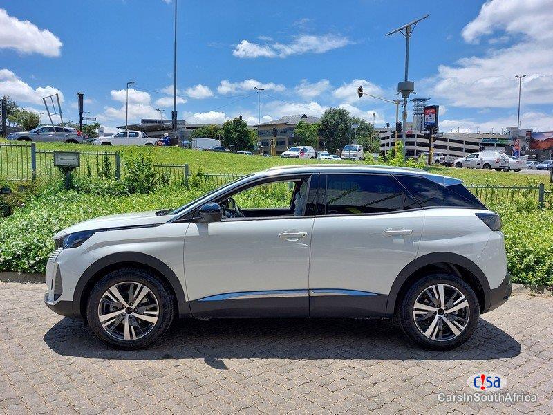 Peugeot 3008 1.6 Automatic 2022 - image 8