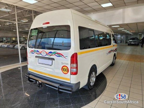 Toyota Quantum 2.5 D-4D Sesfikile 16-seats Call 081 494 5928 Manual 2020 - image 3