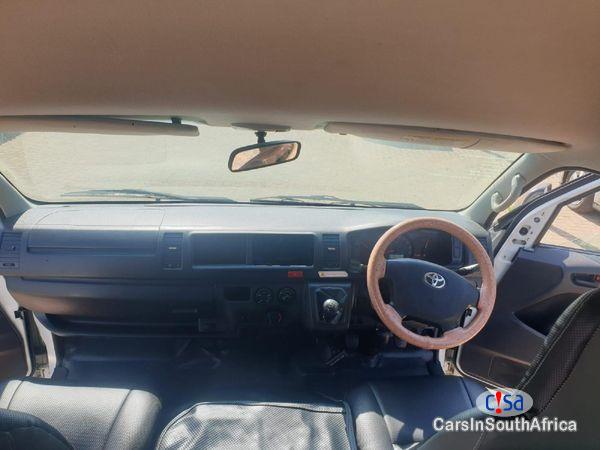 Toyota Quantum 2.5 / Whatsapp Call 068 346 6875 Manual 2020 - image 3