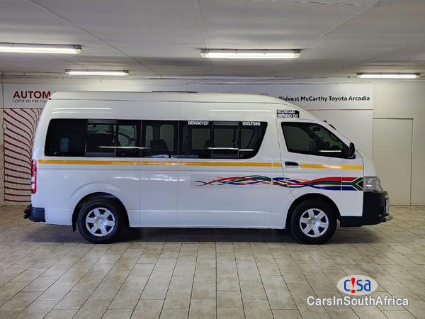 Toyota Quantum 2.5 Manual 2021 - image 6