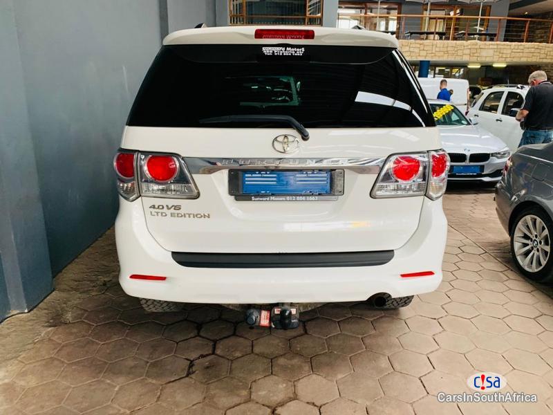 Toyota Fortuner 2.5 Diesel Auto 4x4 Automatic 2014 in South Africa