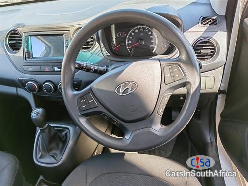 Hyundai i10 Grand 1.2 Fluid Bank Repossessed Manual 2019 - image 4