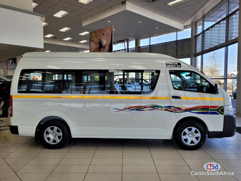 Toyota Quantum 2.5 D-4D Sesifikile 16 Seats ( +27 685845776 Manual 2019 - image 3