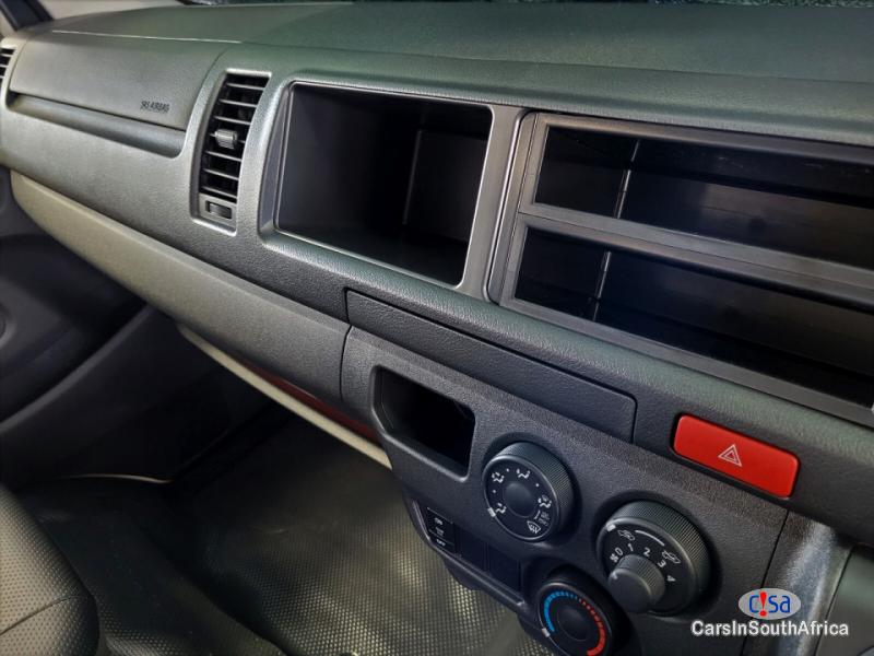 Toyota Quantum 2.5 D-4D Sesifikile 16 Seats ( +27 685845776 Manual 2019 - image 7