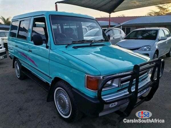 Toyota Venture 0783349415 Manual 2002 in Mpumalanga